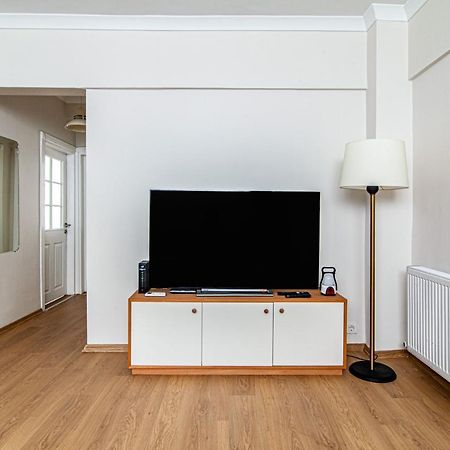 Gorgeous Apartment In The Heart Of Cihangir Istanbul Exterior photo